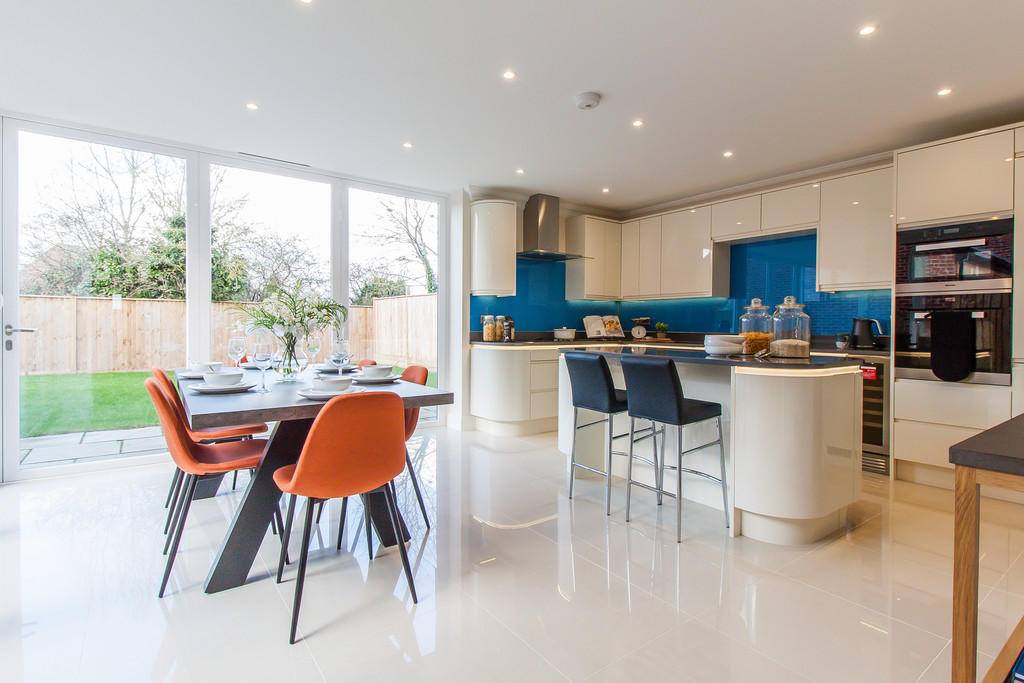 granarydev's tweet image. Kitchen pics from our new #VictoriaHeights #ShowHome. They say the #kitchen is the heart of every home, so we made sure to put some extra love in the design and layout of our kitchens. For more info contact us at granarydevelopments.com/about/contact-…