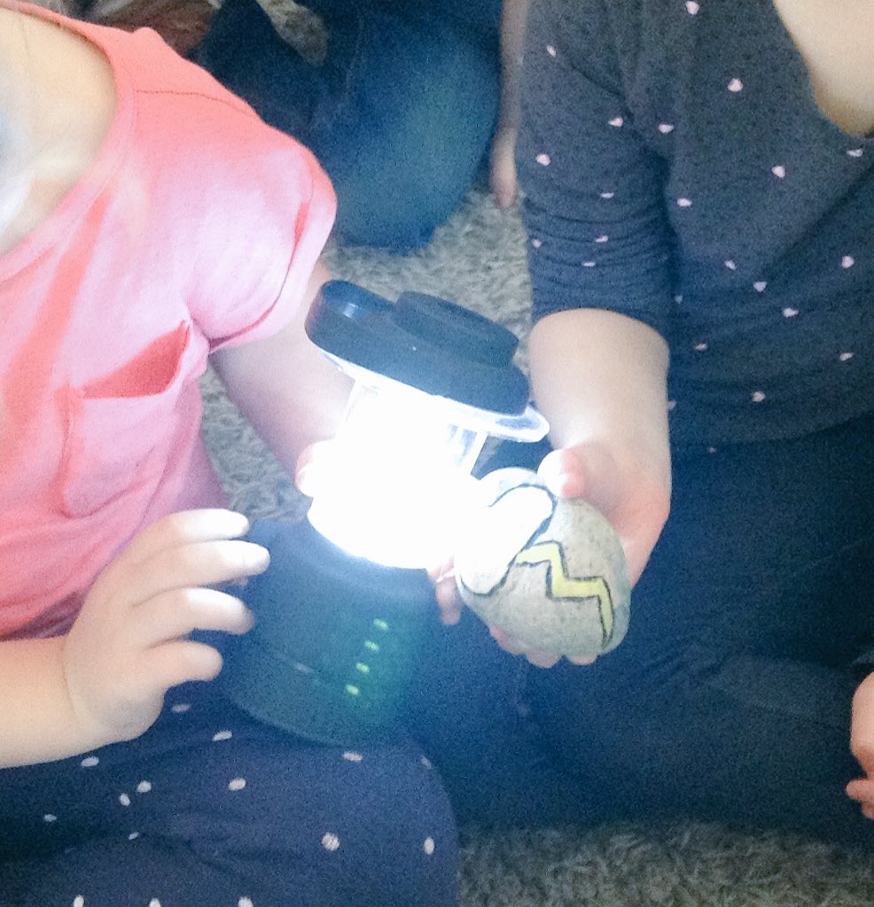 AshbridgeMaxy's tweet photo. Last night's thunderstorm was an ideal opportunity for Foxes to explore the difficult concept of lightening &amp; thunder in a simple and fun way. They had a roaring circle time producing thunder noises using card &amp; lightening using a lamp #weather @NDNAtalk #environmentalsounds⚡️ https://t.co/69GNcJnijd