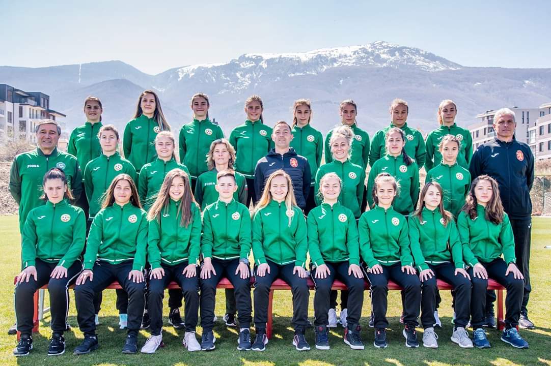 Вече знаем кои са лъвиците, които ще ни представят на Евро 2019!
bfunion.bg/news/46026/0🇧🇬🇧🇬🇧🇬