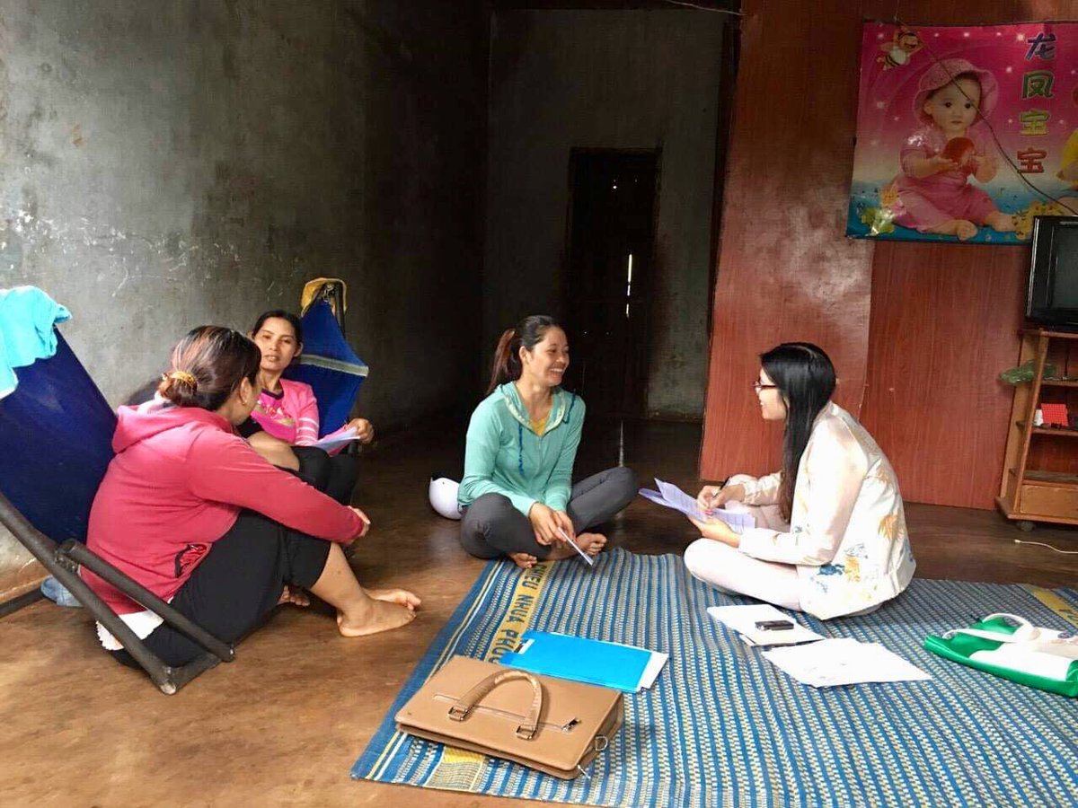 Tailoring an intervention to the community is always necessary. In our vaccine engagement project, we have local ethnic women voice their own opinions on how vaccination programmes can best reach them.
#OUCRU #Vietnam #WorldImmunizationWeek #Vaccineswork #PublicEngagement