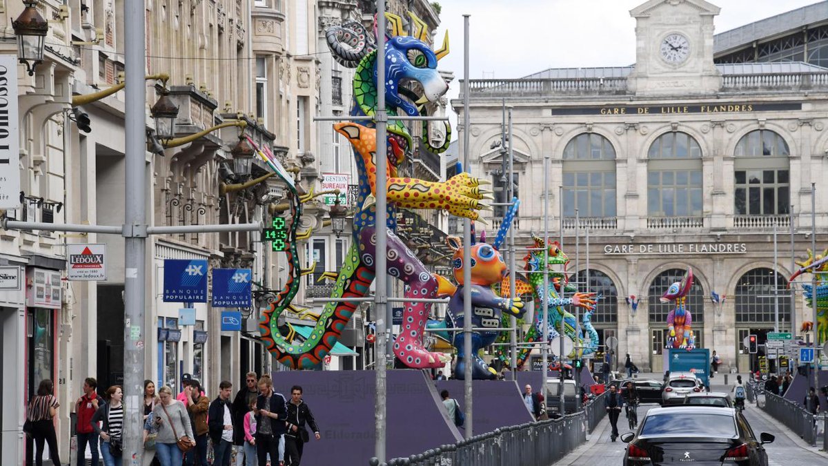 VDNLille's tweet photo. La parade Eldorado de #lille3000 est reportée au 4 mai à cause de la #météo #eldoradolille #lille #culture  https://t.co/wWm9xQeDR8 https://t.co/Ilexbp9cUa