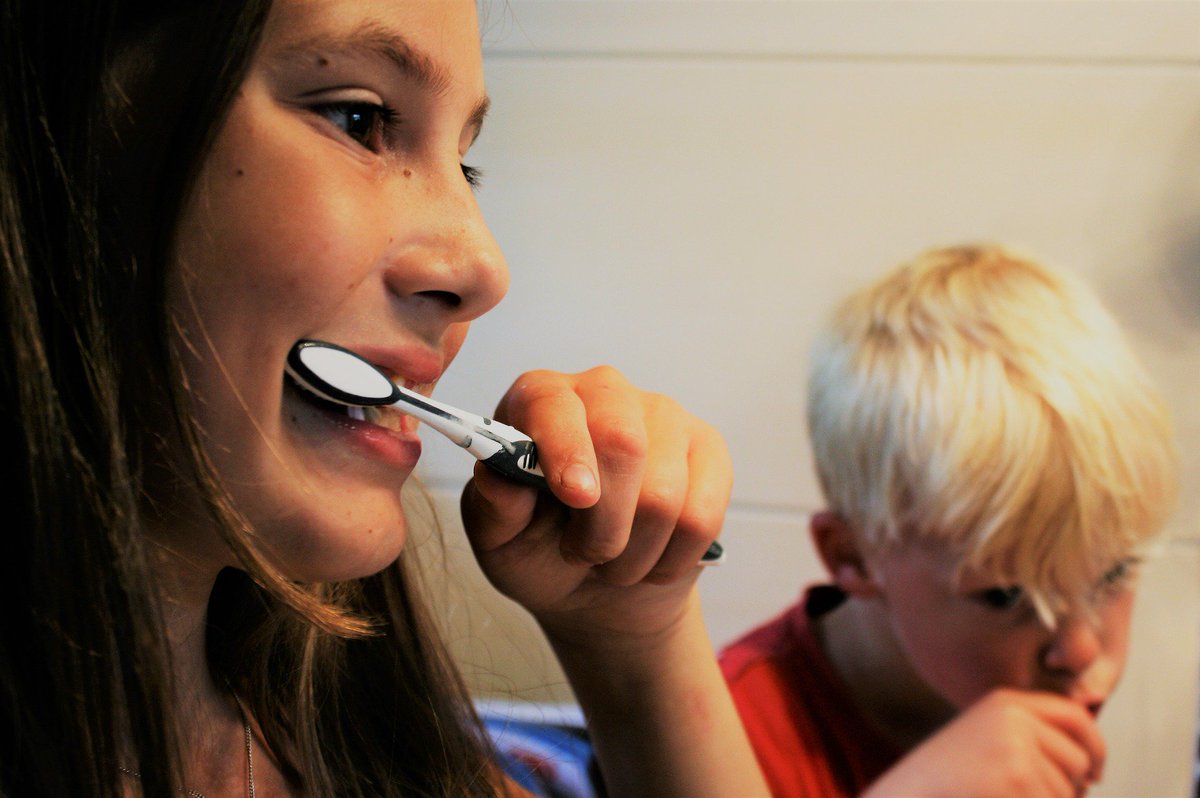 revadentalkk's tweet photo. We love welcoming children through the doors at Reva. Getting them used to coming in for a check-up from an early age is a great way of starting a healthy relationship with the dentist - don’t wait until they have a toothache! 🦷👶🏼👧🏻👦🏼 #childrensdentistry https://t.co/OGmd14uBW6