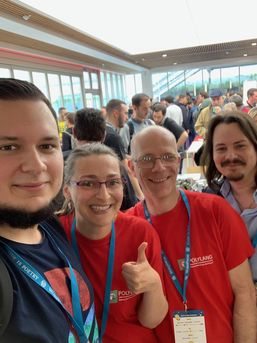mediakod's tweet photo. Merci à la sympathique team @polylang pour leur merveilleux outil de traduction ! #polylang #WCParis @WordPress @WordCampParis https://t.co/UmmqWs9pAi