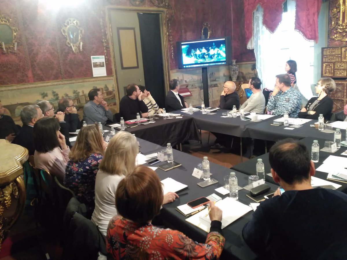 icec_cat's tweet photo. Gràcies per venir als diferents representants dels municipis així com als directors/es de festivals i entitats de la dansa. #SomImpuls #SomICEC
#ONADANCE @Aj_deJuneda https://t.co/0Nibp02vk2
