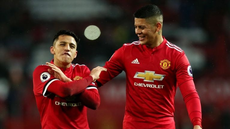 DeadlineDayLive's tweet photo. Manchester United are preparing to pay millions to buy out the contracts of Alexis Sánchez and Marcos Rojo to offload them this summer. (Source: Daily Mirror) https://t.co/aJizU81bkc