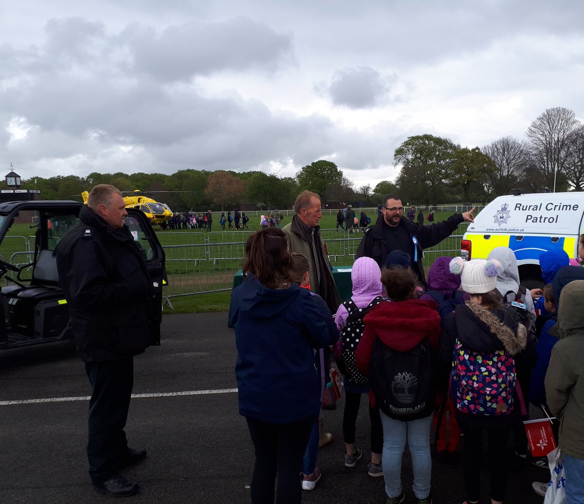 PoliceStow's tweet photo. #stowsnt join @RuralCrimeSfk at #TrinityPark #Ipswich today 'School Farm & coutry fair' with #Suffolk schools #1443 https://t.co/VQcd1Zwnmn