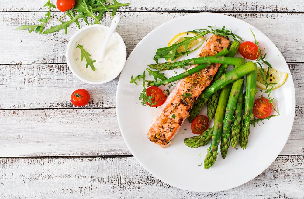 Good eye health starts with the food on your plate🍽️
Nutrients like omega-3 fatty acids, lutein, zinc, and vitamins C and E might help ward off age-related vision problems like macular degeneration and cataracts!
#healthyfood  #food  #healthy  #healthylifestyle #fitness