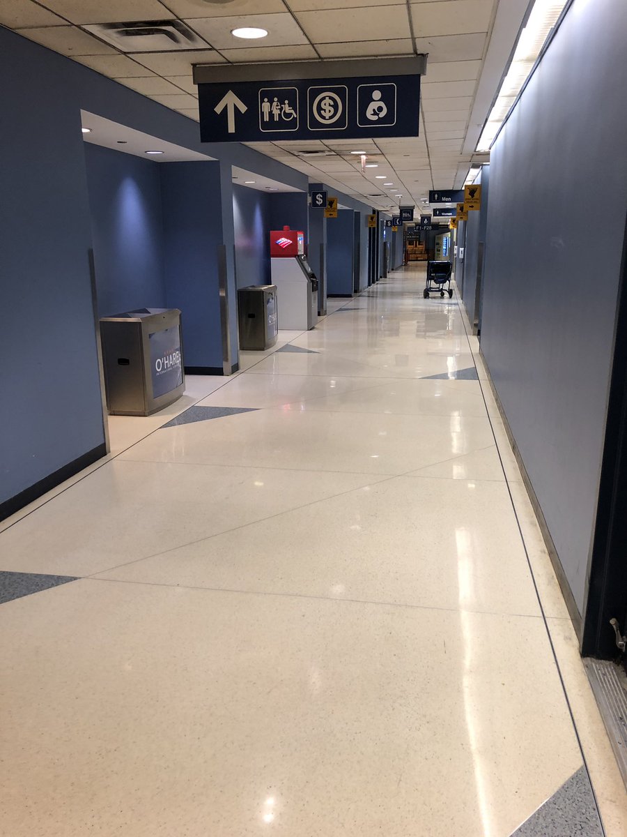 PProfitt's tweet photo. I used to sleep here when traveling from Lexington to Japan! Oh the memories https://t.co/tsns8J4Svr