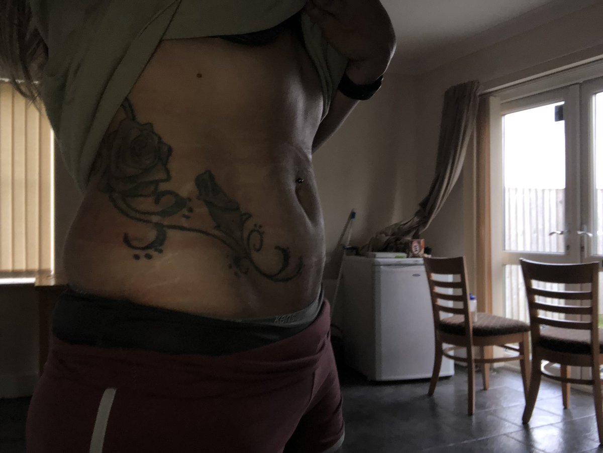 MamasShell's tweet photo. Proud to start seeing muscles on my tummy #abworkout #futurecompetitor #goals #accomplishments https://t.co/DkI9zLri8U