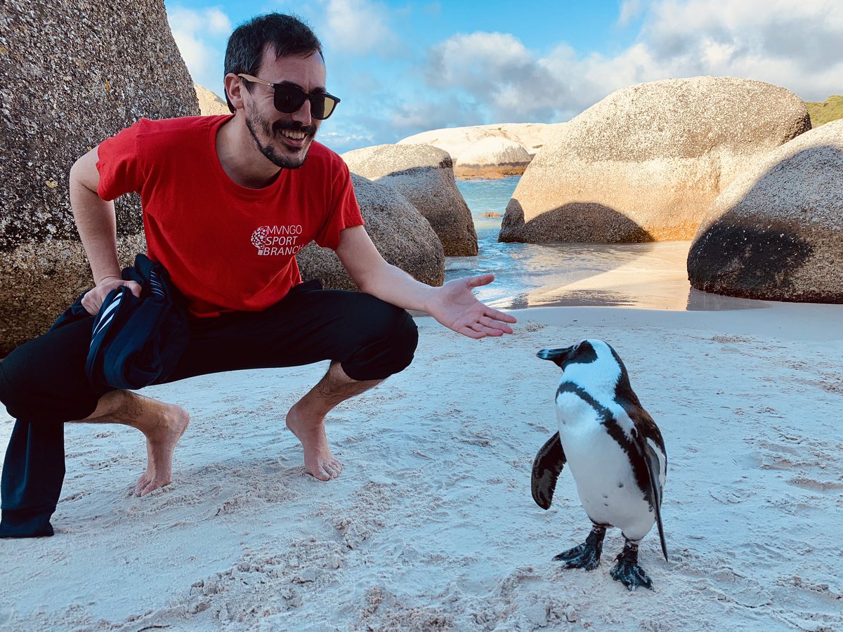 Roberto_Solinas's tweet photo. #CapeTown #SouthAfrica #100thCountryVisited #Traveler #Nature #OutstandingViews #WineTaste #NewFriends #Penguins #Wonderful #PersonalGoal #Achieved #RoadTo101 #NeverStopExploring https://t.co/lIjYtItKN4