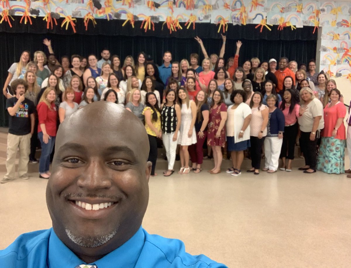 hgeheroes's tweet photo. "I am truly blessed to work with some amazing educators." -Dr. Henry
#wefeelblessedtoo #hgeheroes https://t.co/TwtwGOs3Lm