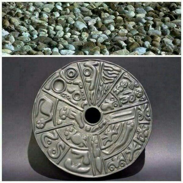 قرص عمره 6000 سنة تم اكتشافه في كولومبيا يحكي قصة تكون الإنسان، القرص من صخور lyddite وهي صلبة ومستحيلة الحفر والتشكيل في أي أدوات متوفرة لدينا اليوم. يقول العلماء أنه تم تحويل الصخور من حالتها الصلبة إلى الحالة السائلة -بطريقة ما- ثم جفت في قالب.