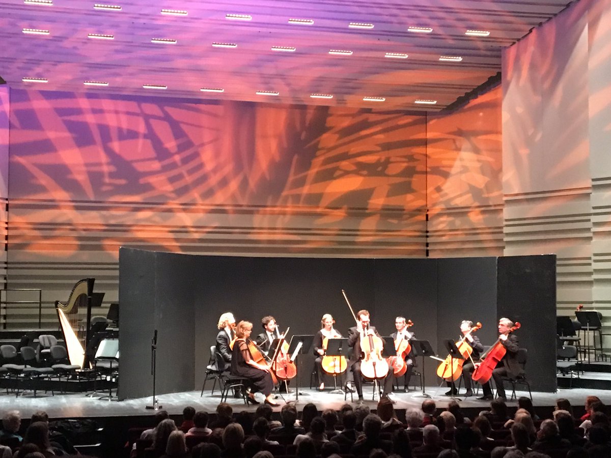 Hélène Moré tweet media