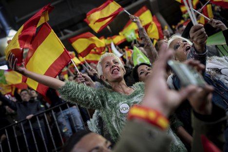 worldnewsdotcom's tweet photo. Spain election dominated by uncertainty, splintered right
#2019SpanishElection #PedroSanchez #VoxParty
https://t.co/Gp0DX37wib https://t.co/PWZi7Chk5E