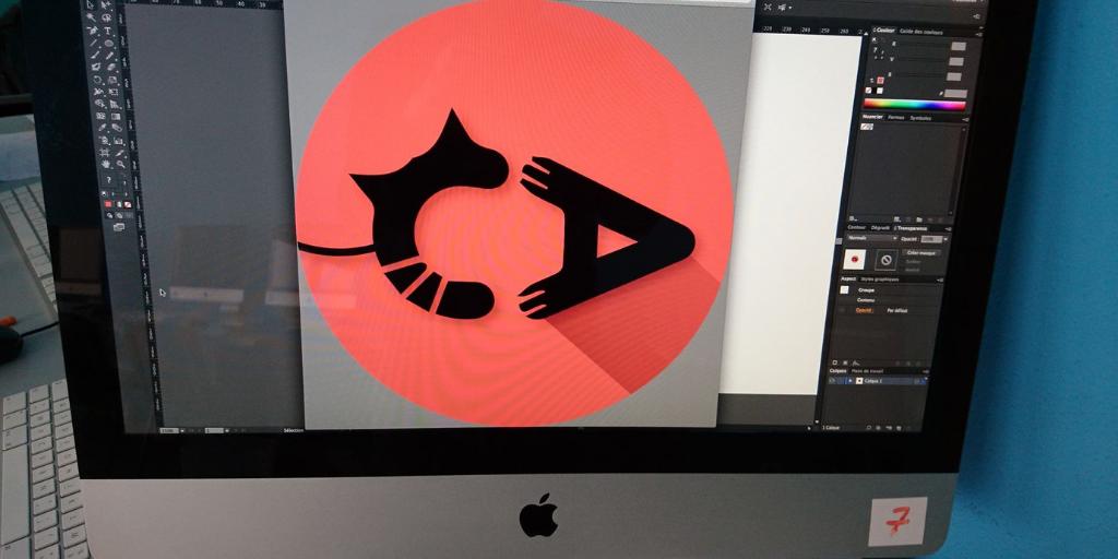 APopschool's tweet photo. Plus qu'à passer à l'impression... 🤗
#Logo #Illustrator #couleurcorail #tendance2019 #adhésif #Stickers https://t.co/blazf0MsvV