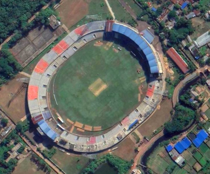 FaysaLBinDaruL's tweet image. #StadiumSeries🏟️from #Bangladesh🇧🇩

Venue 7⃣5⃣: Zahur Ahmed Cowdhury Stadium, #Chottogram

Established in 2004, home venue of @Official_BPLT20 franchise @CtgVikings. A #TestCricket venue. Hosted many international matches.

Capacity: 22000

Rating:3⃣/5⃣