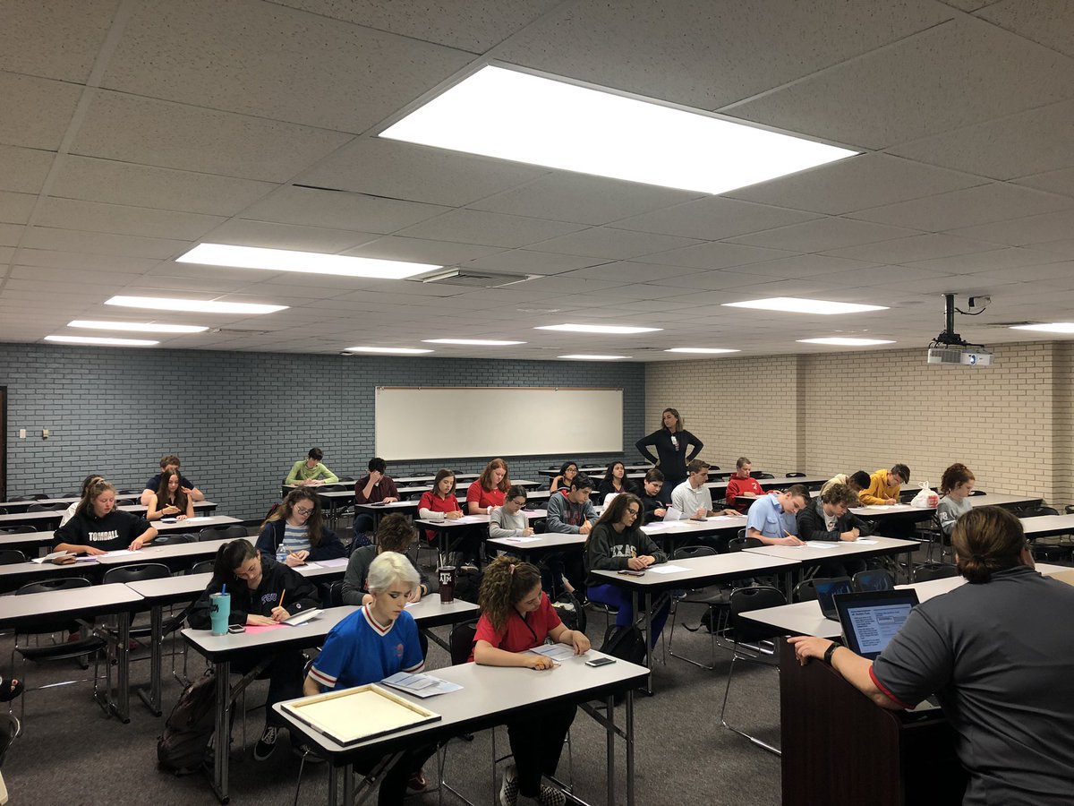 THS_TheHoff's tweet photo. #Upearly
#motivated
#APtestprep
@THS_Stolle @TISDTHS https://t.co/1cqereEGxd