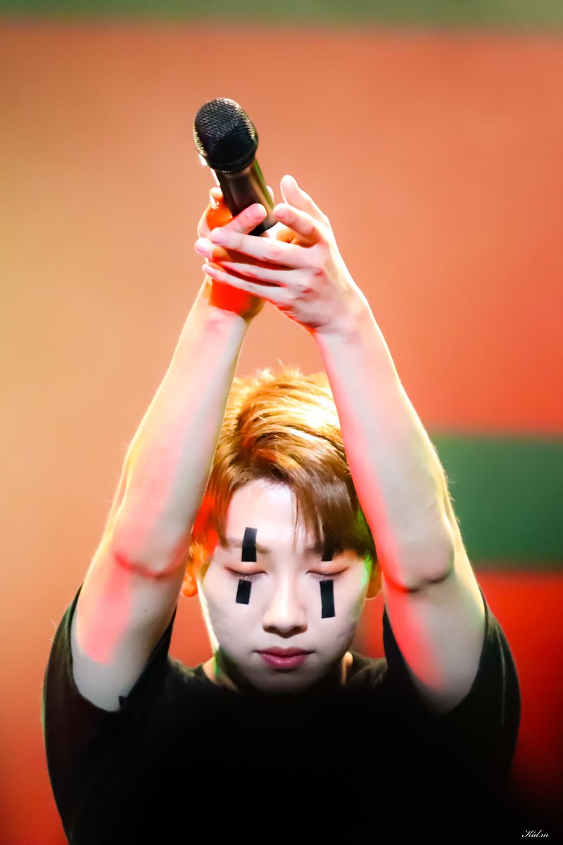kid_roh's tweet photo. 181224
핫샷 팬미팅
오사카 2부
#노태현 #태현 #ノテヒョン #ノテ #rohtaehyun #taehyun #HOTSHOT #핫샷 #팬미팅 https://t.co/dL2lAj6krs
