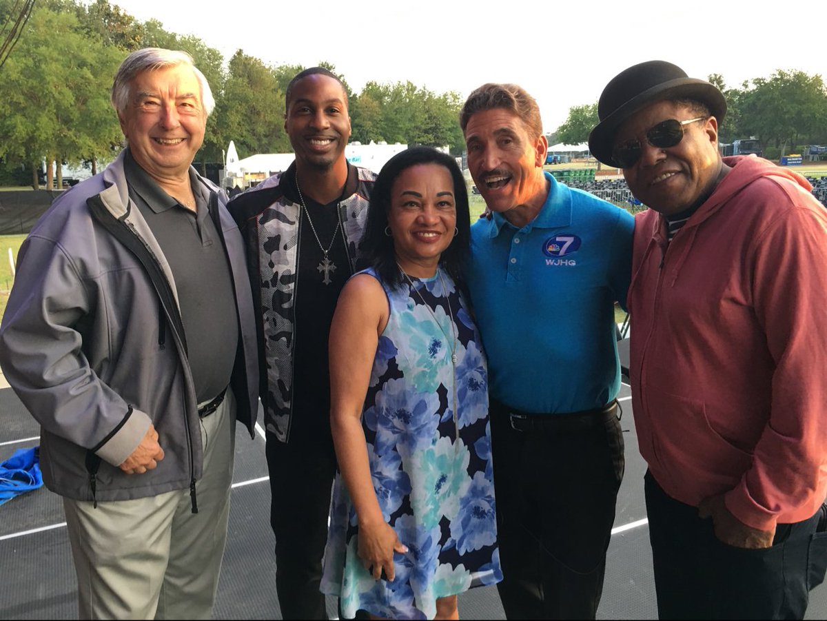 Live with Tito Jackson an Eric Darius. Oh yeah, Becky and Ron were there too.!