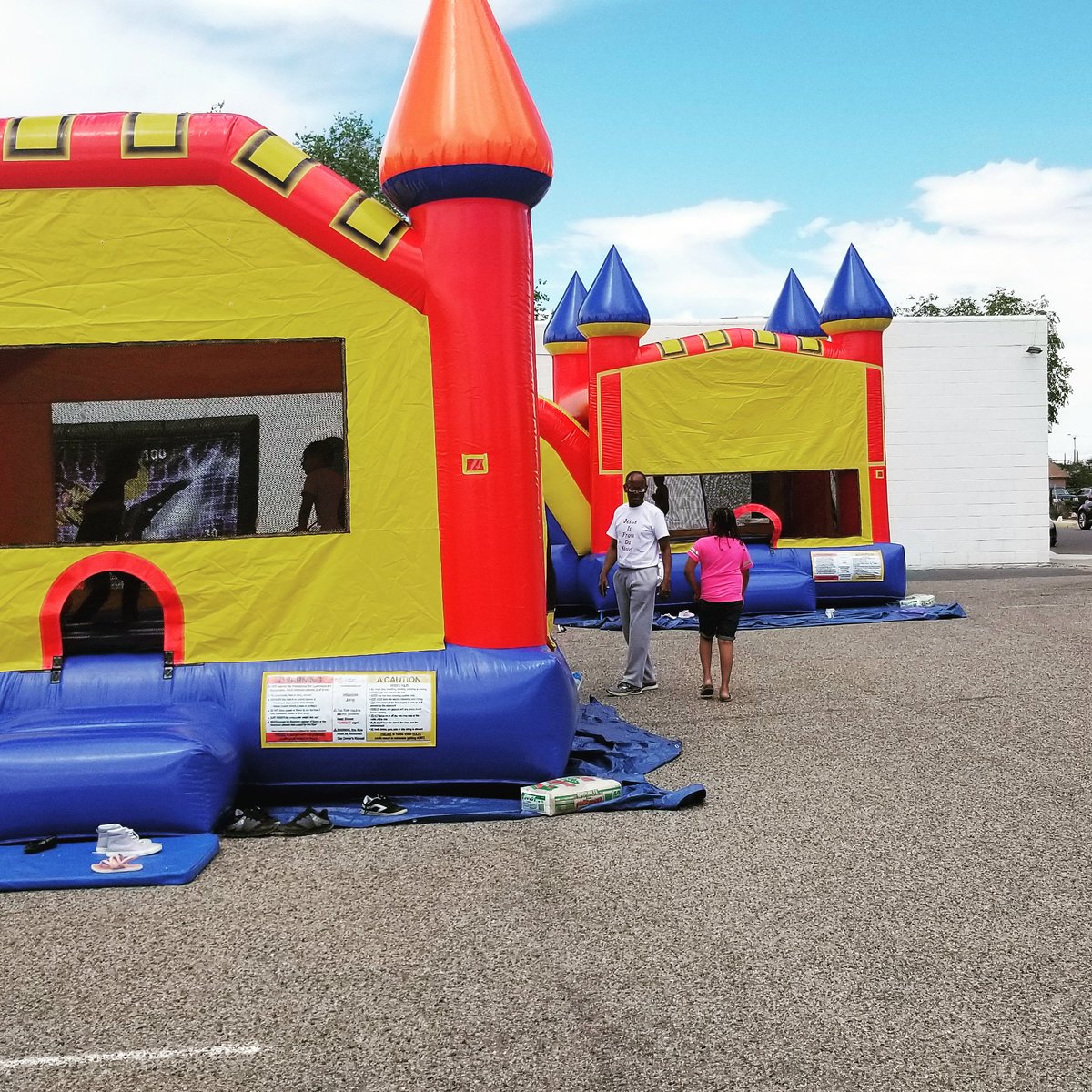 Magic Mirror Photobooth &amp; Events our new addition! #magicmirrornm #magicbounce #Albuquerque #riorancho #fun #entertainment #selfie #mirrorselfie #bounce #party #corporateevents #birthday #engaged #family #love