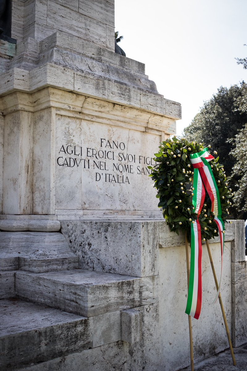 Buon 25 aprile, #Fano
Oggi ricordiamo il sacrificio di tutte le donne e gli uomini che per un futuro di #Democrazia e #Libertà, hanno donato il bene più prezioso: la Vita. Un futuro che ancora oggi appartiene a tutti.
Viva l’Italia e viva la Libertà!

#25aprile #liberazione