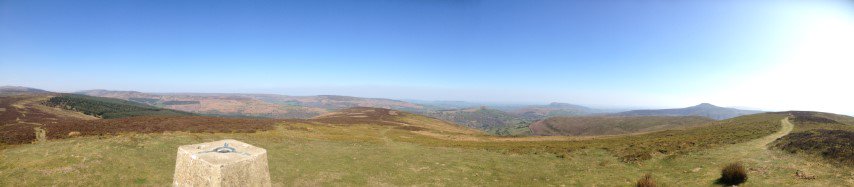 DennyImages's tweet photo. #Wales you delivered as usual; stunning 4 days in @BreconBeaconsNP for some much needed R&amp;R. Even got tan lines 😮shame my knee now looks like a ring dohnut from strapping tape 😂#FindYourEpic @BeaconsPhotos #walking #wildcamping #landscapephotography https://t.co/4agTBA3znV