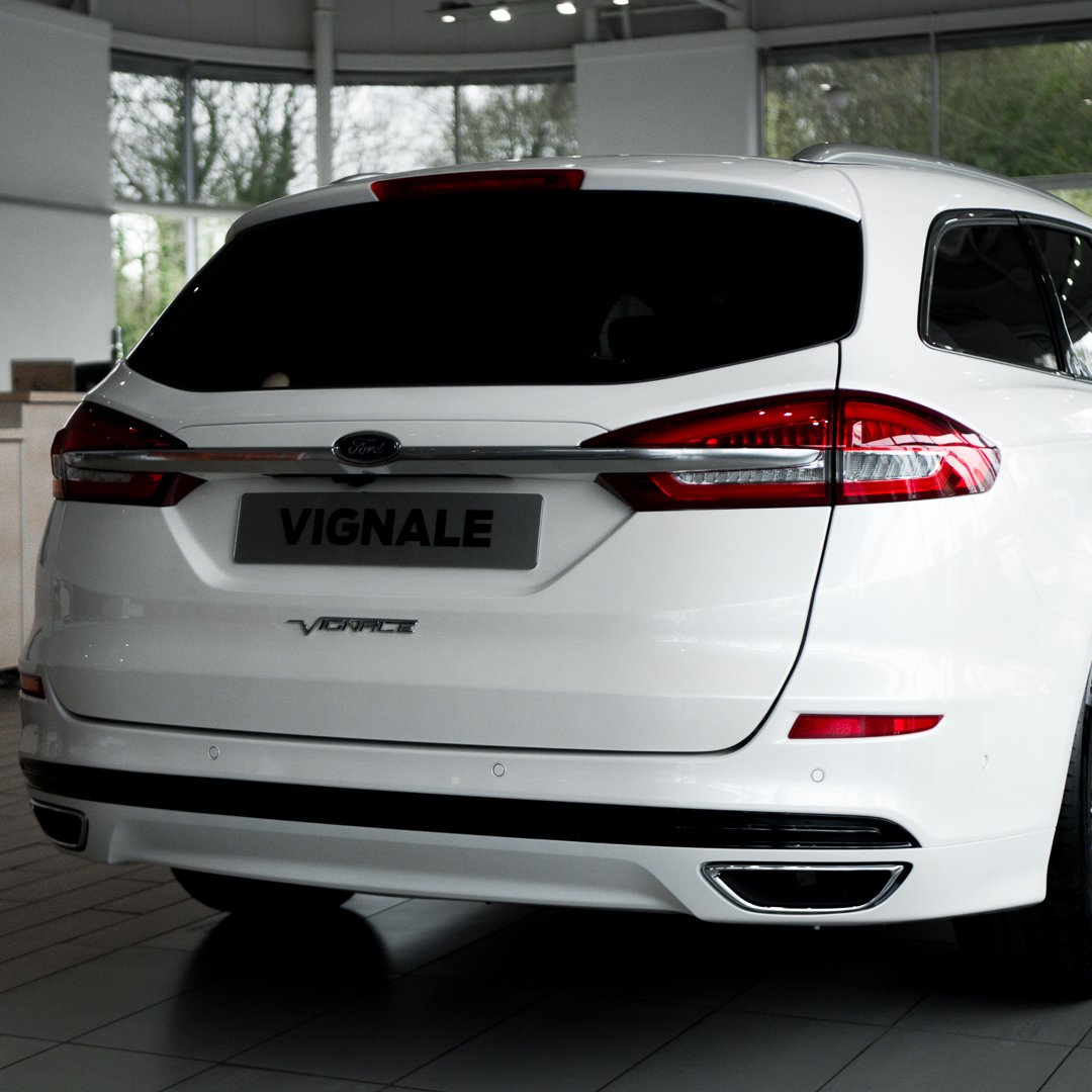 MonMotorsFord's tweet photo. The New Ford Mondeo Hybrid is now here! 🎉

The New Ford Mondeo Hybrid features smart technology and intelligent design to make sure you and your passengers get the most out of every drive. For more information and to view our current offer click here: https://t.co/EiuaFtvxIB https://t.co/2Yrmh2ewyz