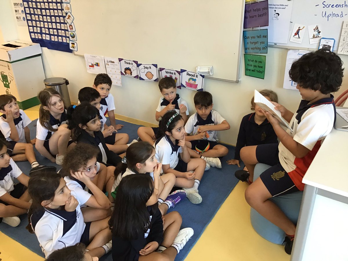 ReptonADMFL's tweet photo. Amazing Languages Week @ReptonAbuDhabi - @ReptonADMFL students Yazid @ReptonADYr2, Mariam @ReptonADYr4 and Bersan @ReptonADYr6 reading to the @ReptonADYr2 students #ReptonReads #ReptonCares https://t.co/kAbtl5aJUa
