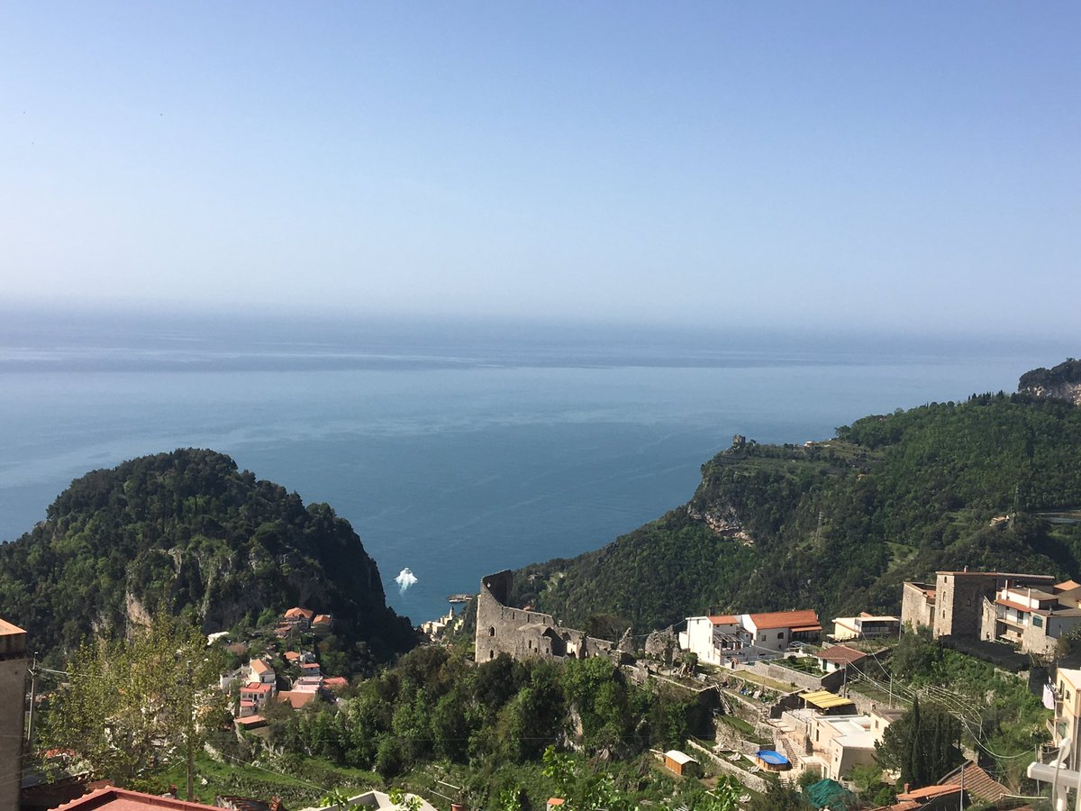 GiancFerr's tweet photo. On earth there is no heaven, but there are pieces of it (Jules Renard) and #amalficoast is definitely one of these ... https://t.co/DJ1xMRAFqY