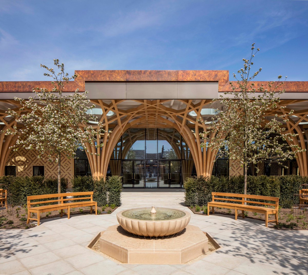 MarksBarfield's tweet photo. Cambridge Central Mosque is now open for daily prayers.
https://t.co/6omOv9ejaT
Photography by @morleyvon
@CamMosqProject
#calmoasis #mosquearchitecture #sustainablearchitecture #cambridgecentralmosque https://t.co/KH7qqITukJ
