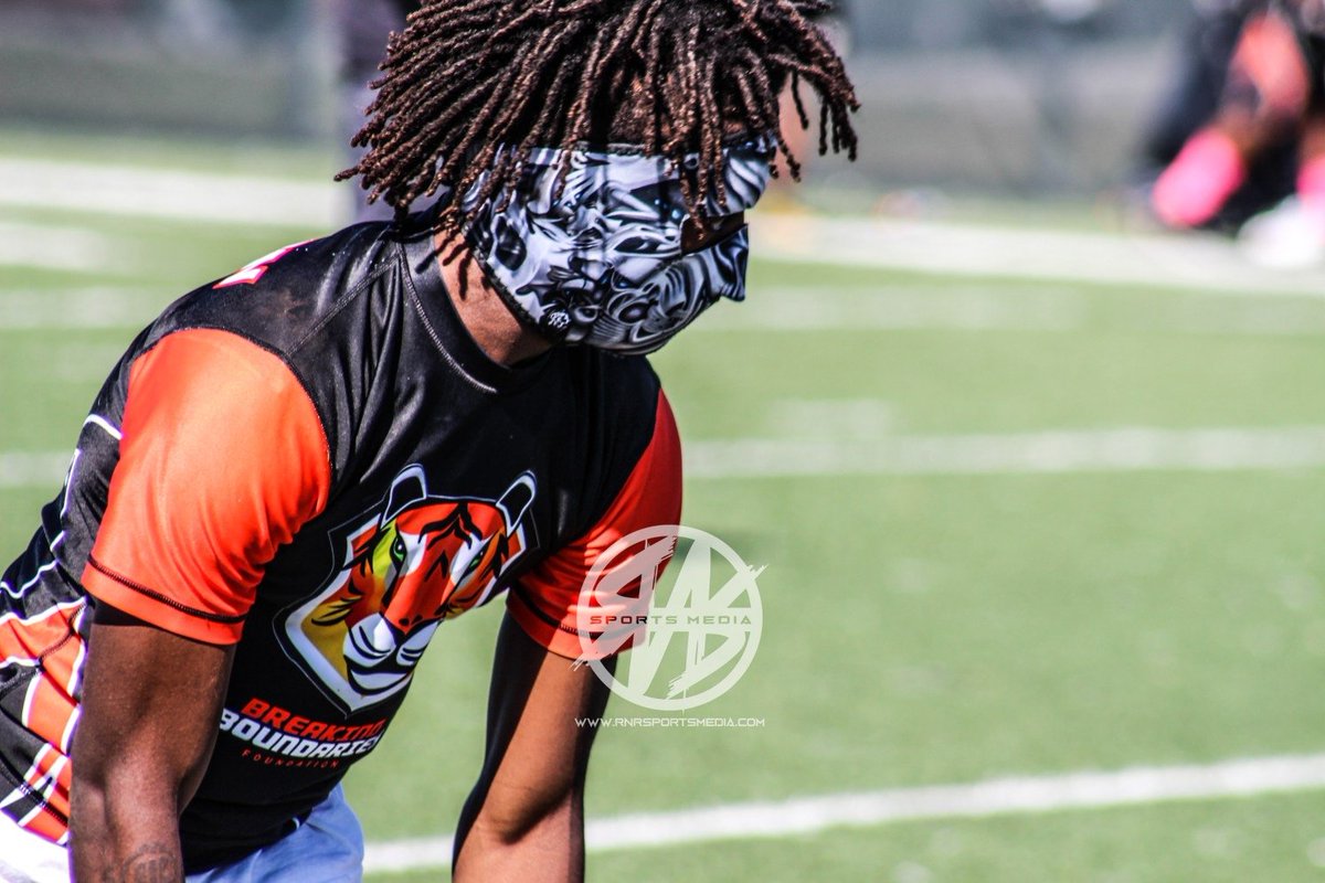 CoachLlanosU's tweet photo. Thank you @rnrsportsmedia for these great action shots from this past weekends competition! @BB_4_U https://t.co/NJwqc3jyrc