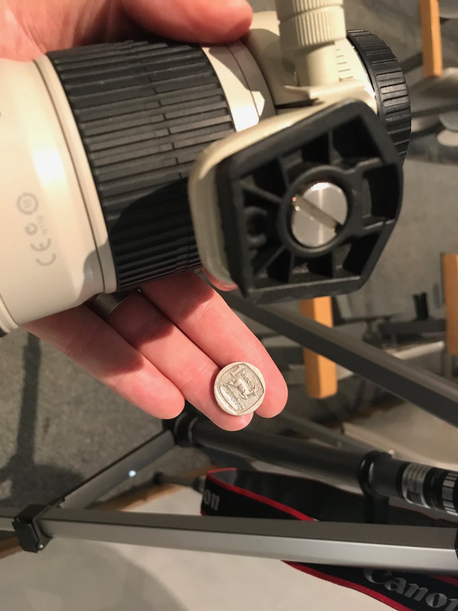 _Inspirare's tweet image. Every filmmakers best friend! #video #videographer #nosmallcreator #makingithappen