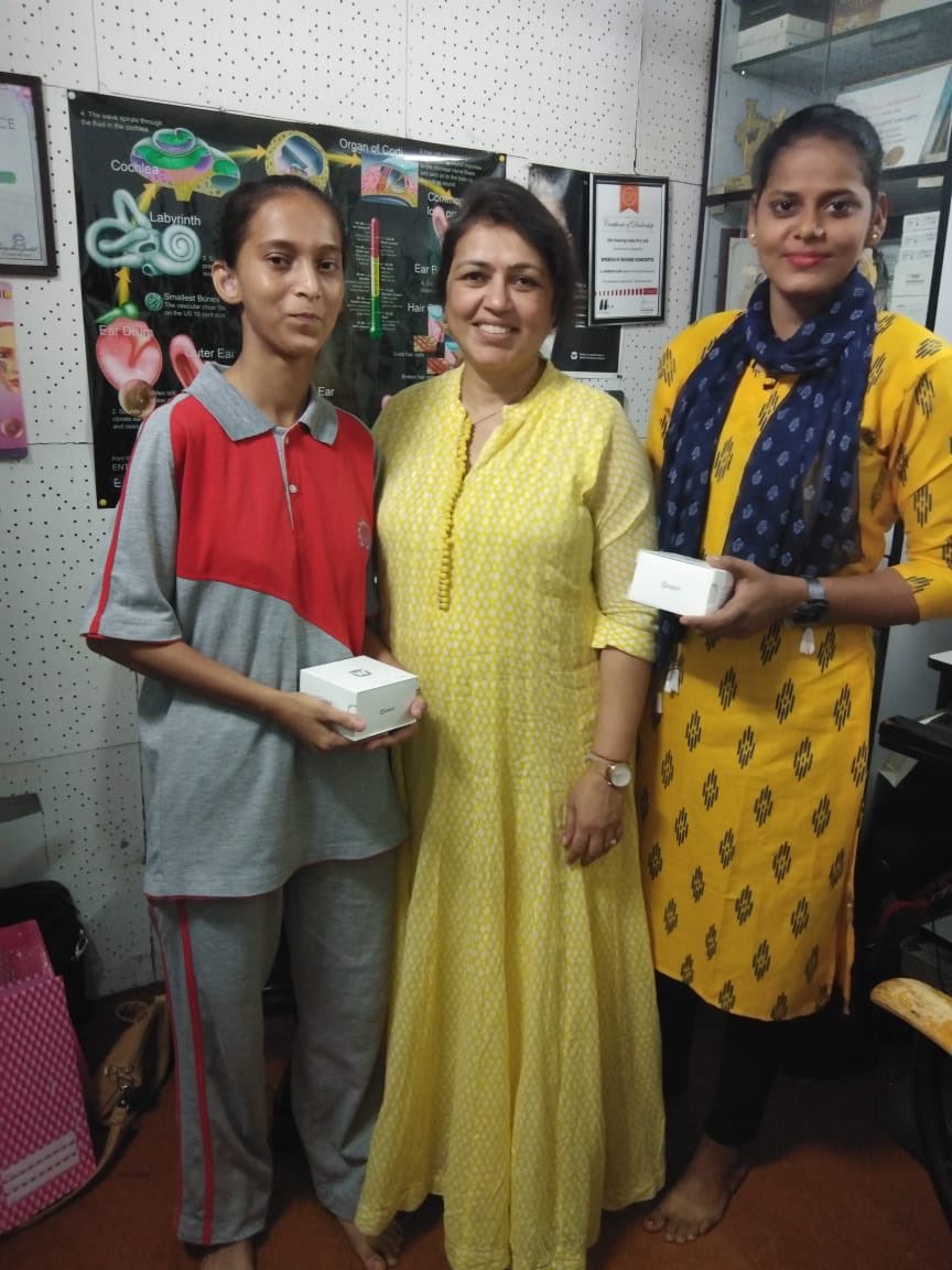 DevangiDalal's tweet photo. We at #joshfoundation feel so happy to help this two girls who wants to per sue career ,one as chef and other one as sports girl.
Today they got digital hearing aids to their requirement and that will help them to use their best potential.#hearinghandicapnomorehandicap. https://t.co/VDkzAev6RE