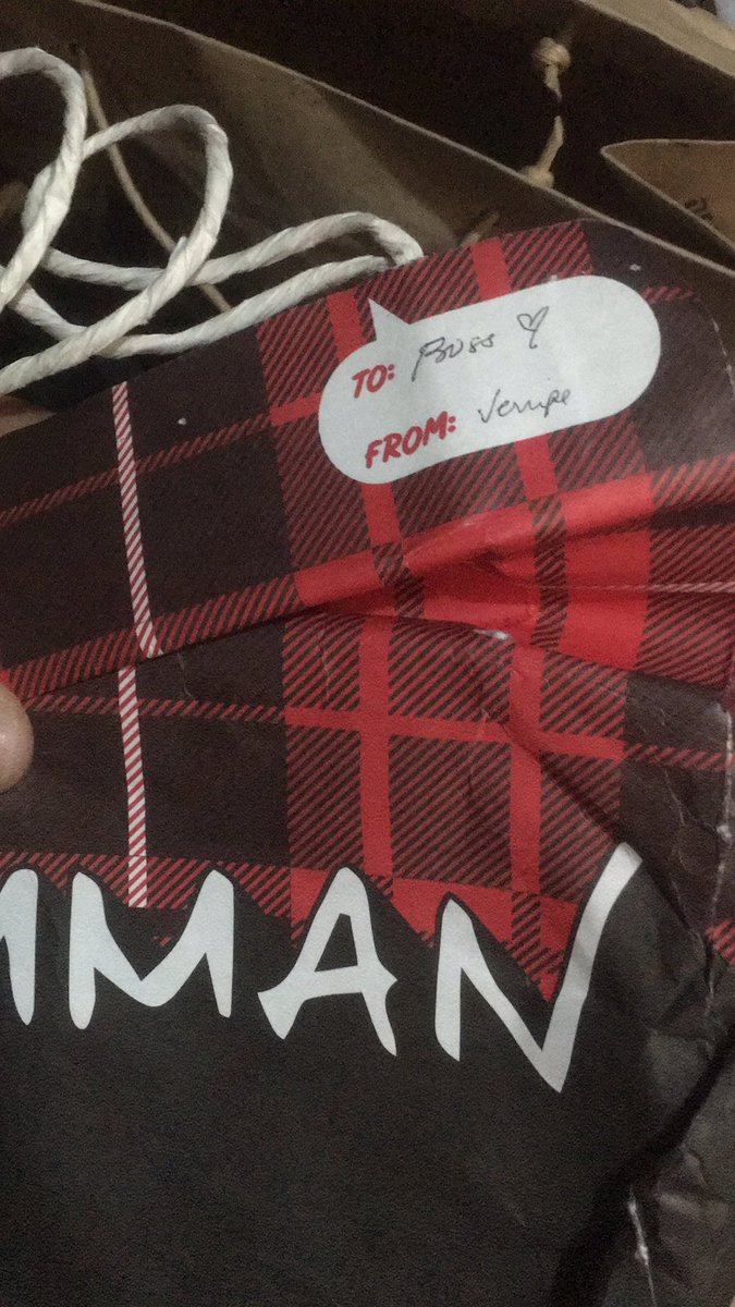 VirgoBy1986's tweet photo. Eto ba ang sign why i havent yet give my gift to u last holiday season? #Separate #NoMoreLove #MissingMyBoss ๐ i know its my fault pero sana naman... maayos at maibalik ang dati. I miss u boss #Lonnie https://t.co/NfsvREv04F