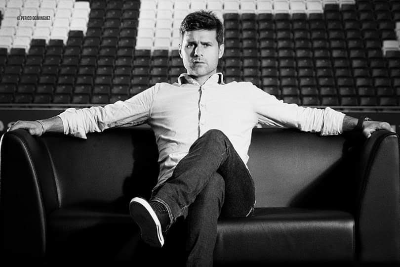 Spirit69_'s tweet photo. Sólo es Grande en la Vida quién sabe ser pequeño. Mauricio POCHETTINO. El Sheriff de Murphy. Come Home soon!! God Save The King. Congratulations @SpursOfficial #Pochettino #COYS #Tottenhamhotspur #PochettinoUnoDiNoi #rcde https://t.co/2mWuhUJxVQ