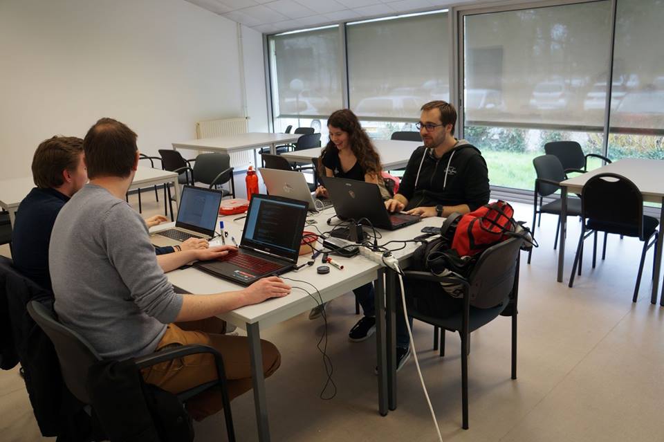 WeKer_ML's tweet photo. Le #PDN2019 🌹touche à sa fin !
Merci pour votre participation pour ce mois dédié au #numerique 😉
Nous remercions aussi tout nos partenaires sans qui cet évènement n'aurait pas été possible.
À l'année prochaine ! 😁 https://t.co/GQ9BpwiJsQ