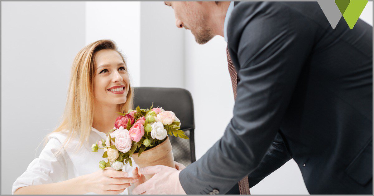 💐 Vandaag is het #Secretaressedag! Vergeten jullie je secretaresse niet in het zonnetje te zetten? 😊