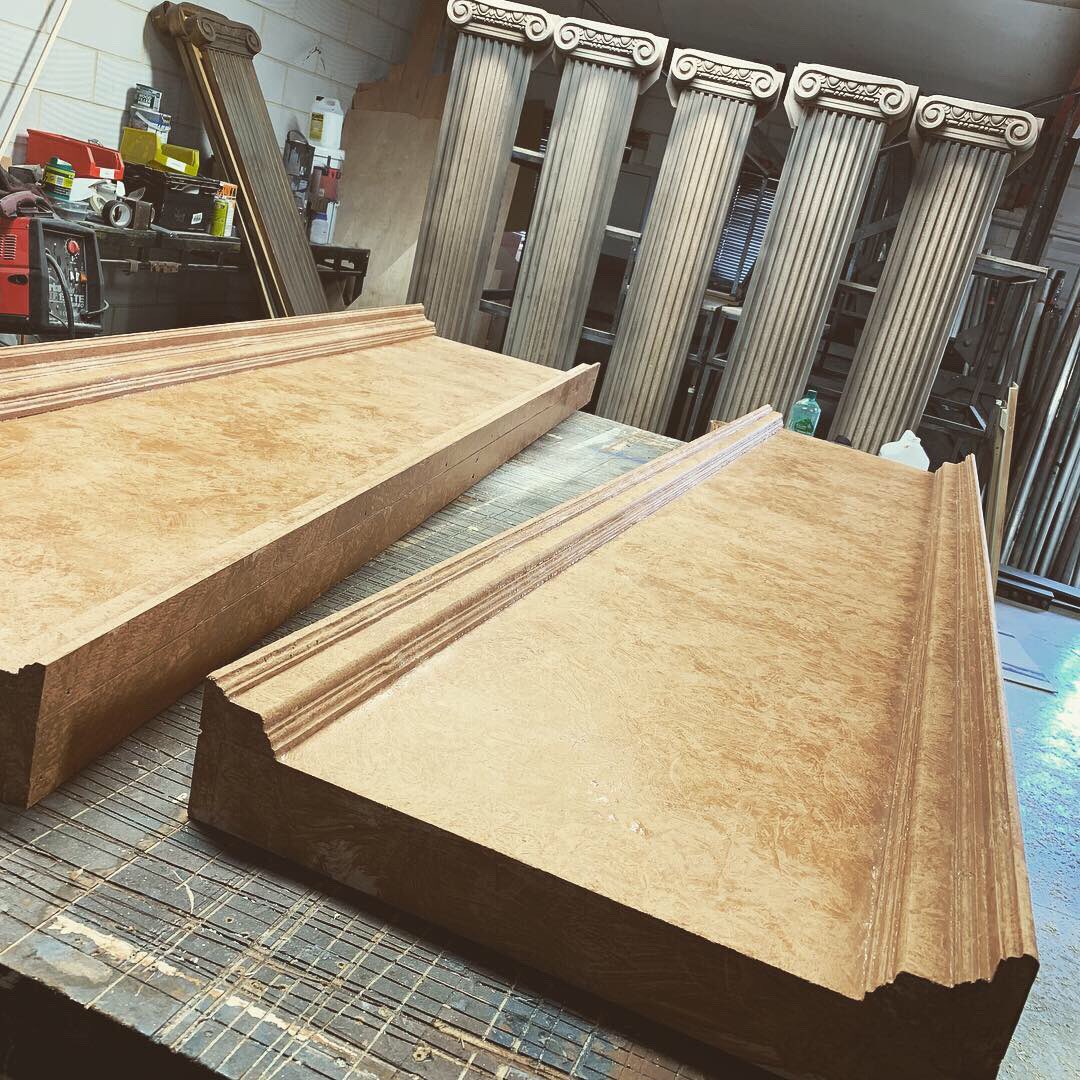 productions_m3's tweet photo. Our van is on its way to the sunny Isle of Wight to deliver our brand new Jesus Christ Superstar set. Here’s a few snaps from the workshop #m3design #jesuschristsuperstar #theatrescenery https://t.co/1qg18rFarJ