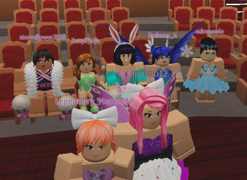 Mimi Dev On Twitter Eeeeee Just Visited Dance Your Blox Off And Hung Out With The Fans While We Celebrated Egg Hunt And I Just Got My 200th Win Omg Thank You Guys - roblox egg hunt dance your blox off