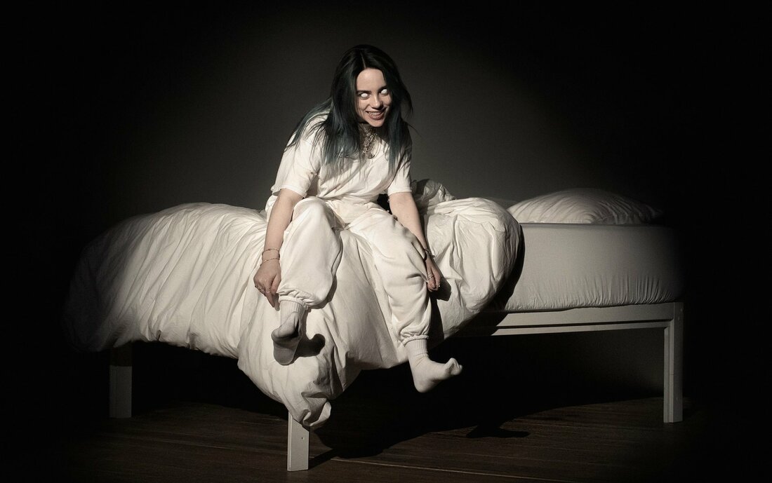 StrifeMagazine's tweet photo. What's your favourite song from Billie Eilish' debut album? https://t.co/AHF2KiLx1x