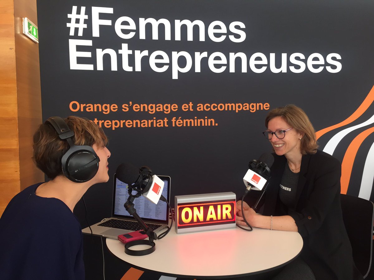 FitnersInfo's tweet photo. Digital woman's day #JFD19 was so inspiring, incredible contacts, people who came to us who want to work with us, to accompany us even more excited than us by Fitners ... we just feel on top of the world 😉 We will make a short report on this event very soon.#FemmesEntrepreneuses https://t.co/eIFh5nVa1t