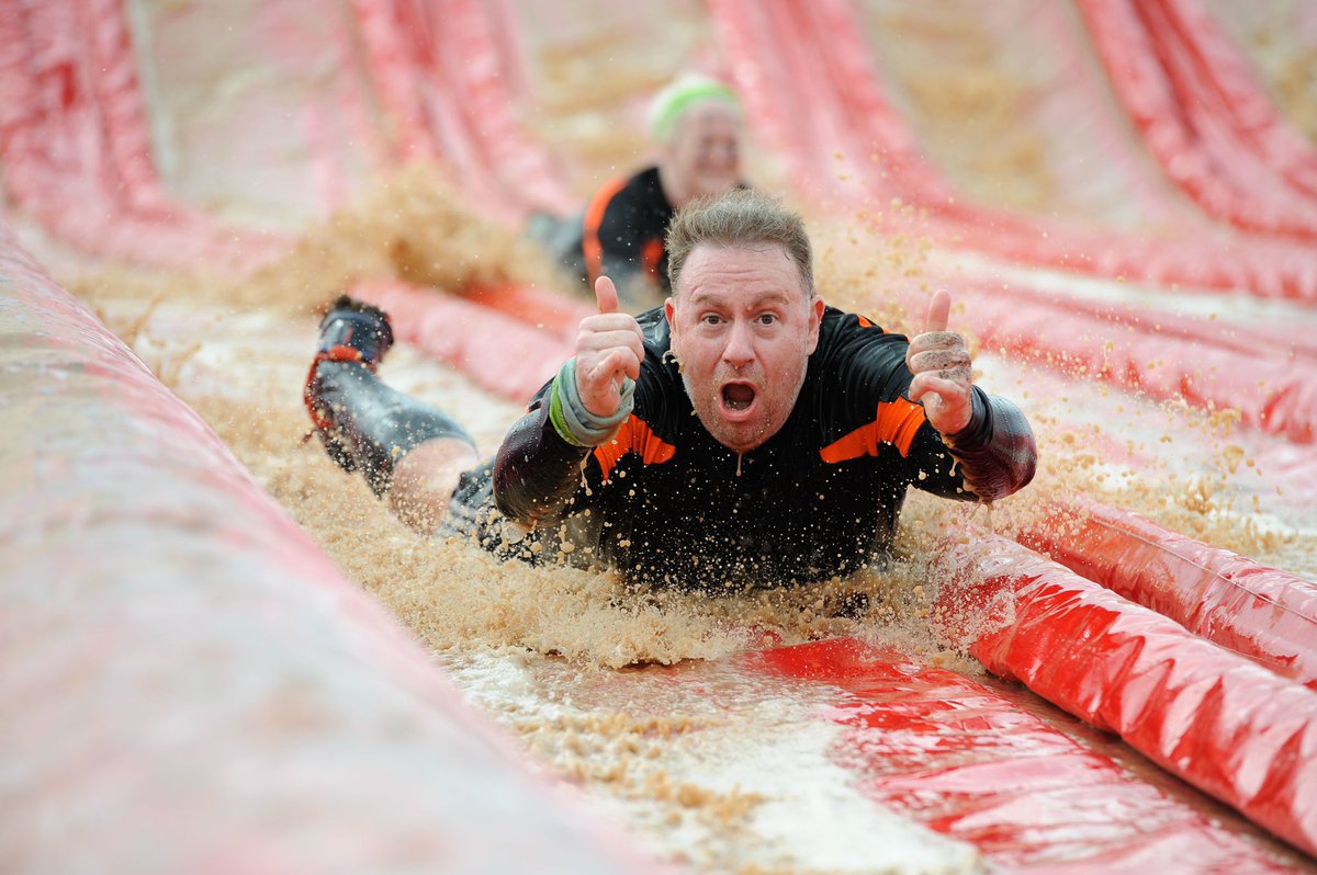 baz_007's tweet image. #springwolfrun #waterslide #raising awareness #help for heroes #wolfrun