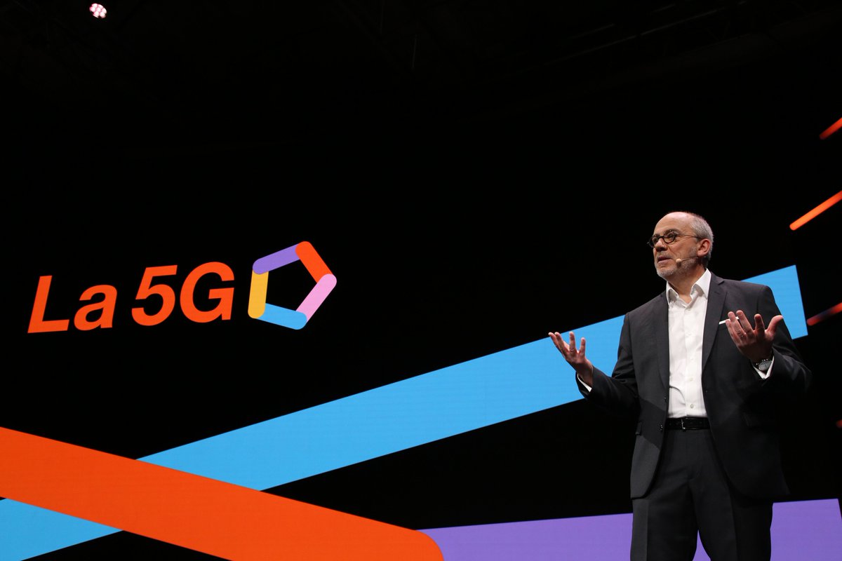 « Identifier les usages de demain et imaginer tous les possibles d’après-demain. Accélérer, déployer, intégrer, opérer, sécuriser. Voilà en synthèse ce qui nous attend, vous et nous, avec la #5G. » <a href="/srichard/">Stéphane Richard</a> #OBSummit