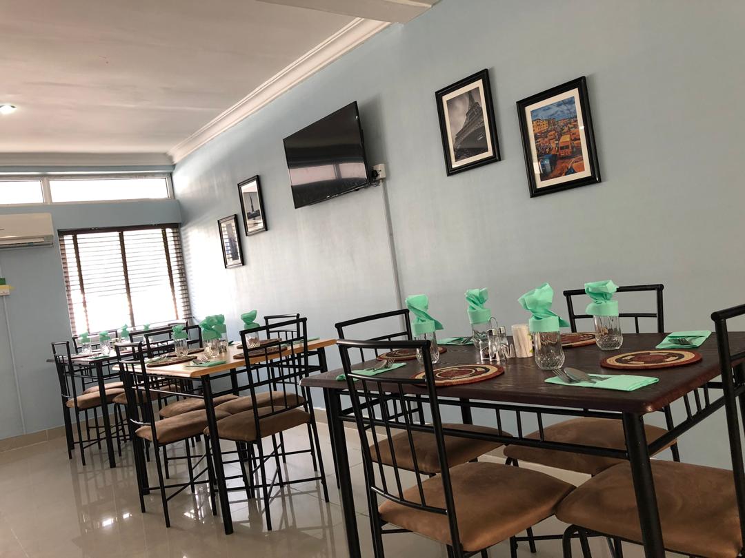 Thaz_Dkitchen's tweet photo. There's nothing better than eating a good food in a very nice environment. Thazdkitchen has great dishes and also a very friendly environment for the consumption. Our customers are always satisfied with our services. #ThursdayThoughts # https://t.co/vpynbfjO7Q