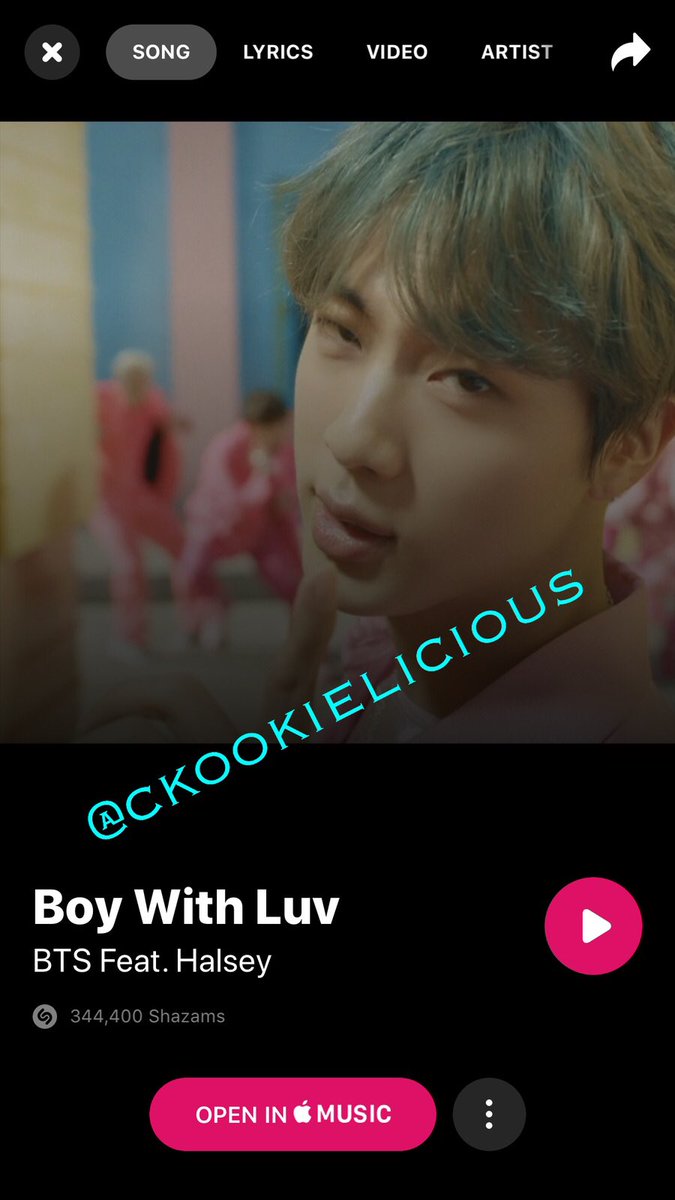 ckookielicious's tweet photo. Late by an hour for the streaming party but it doesnt matter coz iโve been streaming since i woke up this morning ๐
#BoyWithStreamingAUS @bts_aus @australiabts @BTS_twt https://t.co/TpvxjYW4DO