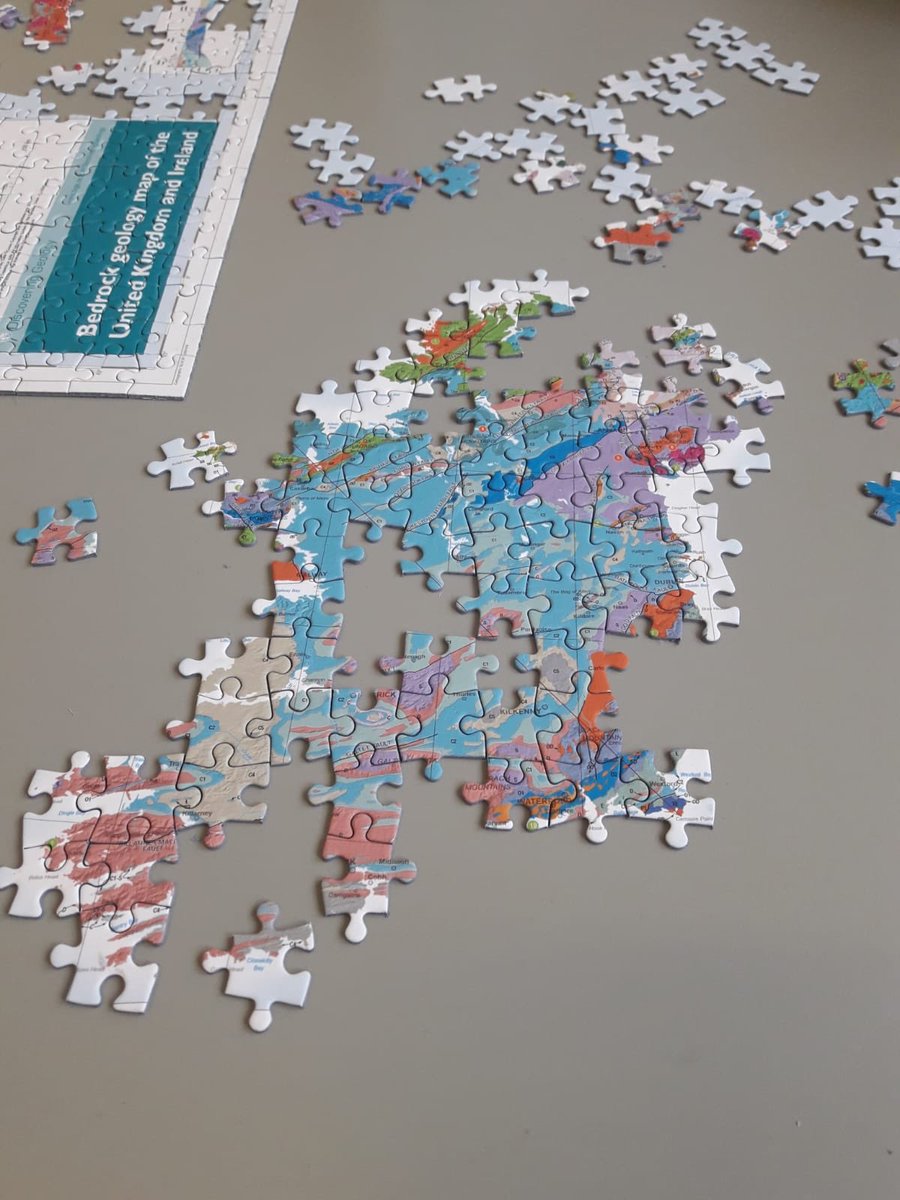 GeolSurvIE's tweet photo. The jigsaw is now available from on online shop on https://t.co/2tA8qkRi88 or from our customer centre in Beggars Bush, Dublin. Box includes the 1:1250000 geological map of UK and Ireland. Have fun. https://t.co/aOkN8EMRIf