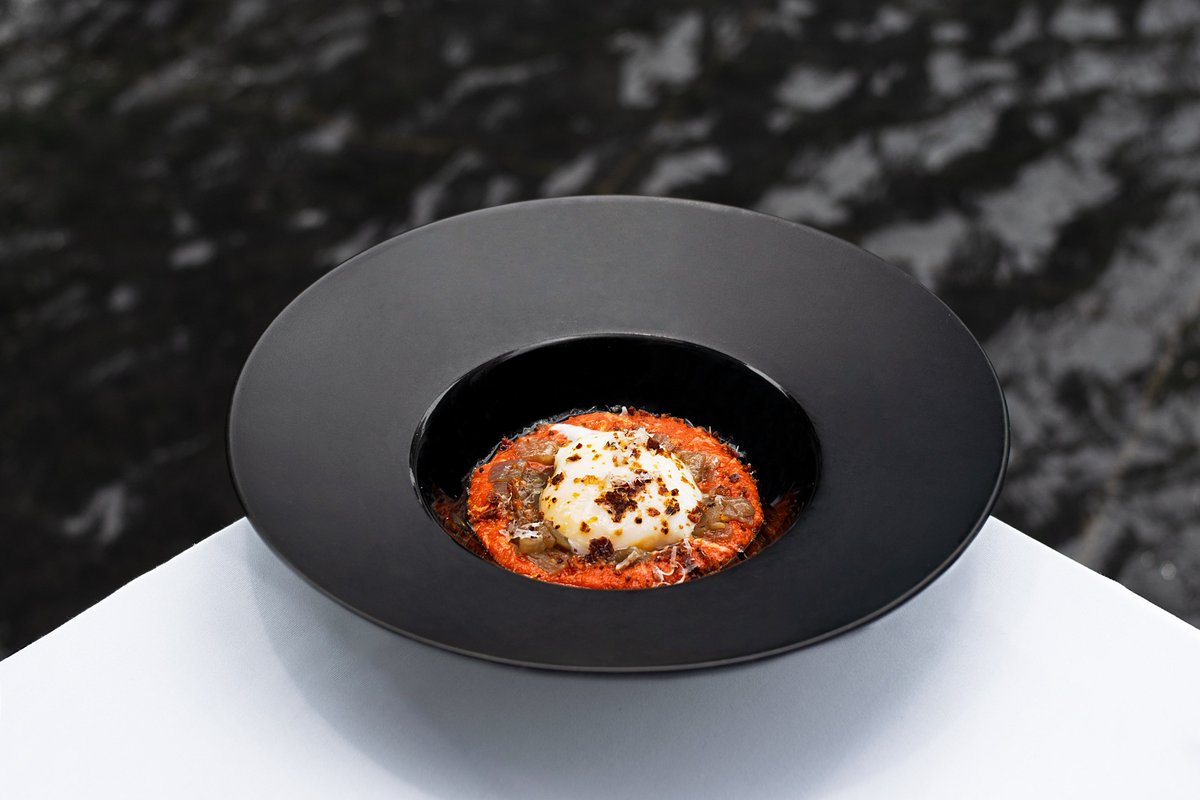 This Easter, enjoy your choice of main course prepared à la minute, such as the 63°C Organic Egg with Fava Beans and Pecorino Cheese Fondue with Black Truffle at LaBrezza. View the menu here: bit.ly/2IBpIZQ