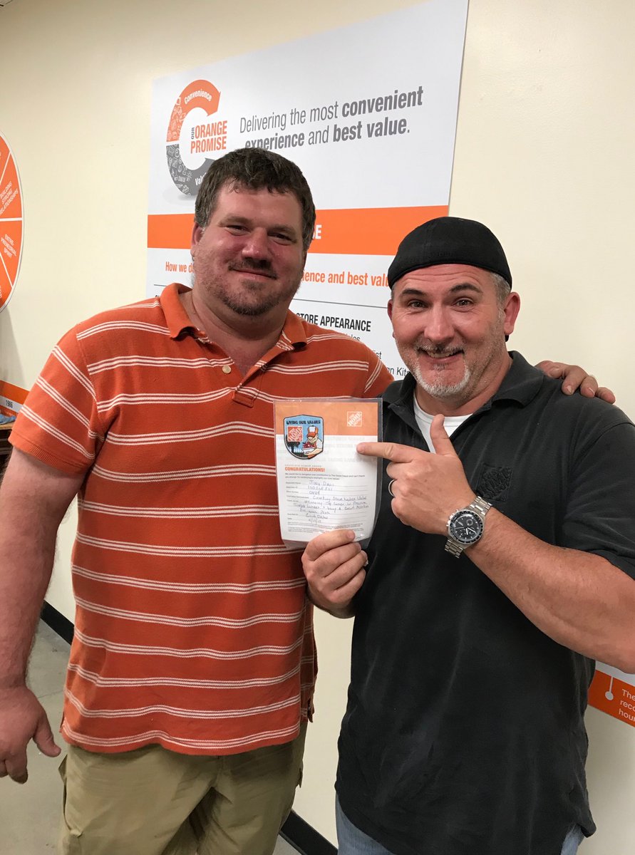 Recognizing Joey for delivering Top Comps in PT and being a great Mentor for his Peer.  Thank you Sir