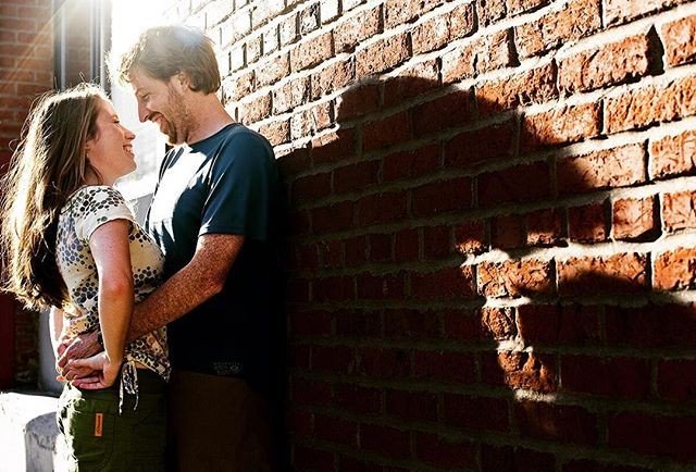 Portland, Oregon portrait ❤️⁣
.⁣
.⁣
.⁣
Follow me 👉 @jonathanmoorephoto⁣
.⁣
#lovellope #littlethingstheory #lookslikefilm #huffpostido #destinationweddingphotographer #makemoments #theweddinglegends #helloelopement  #heyheyhellomay #radlovestories #portlandweddingphotogra…