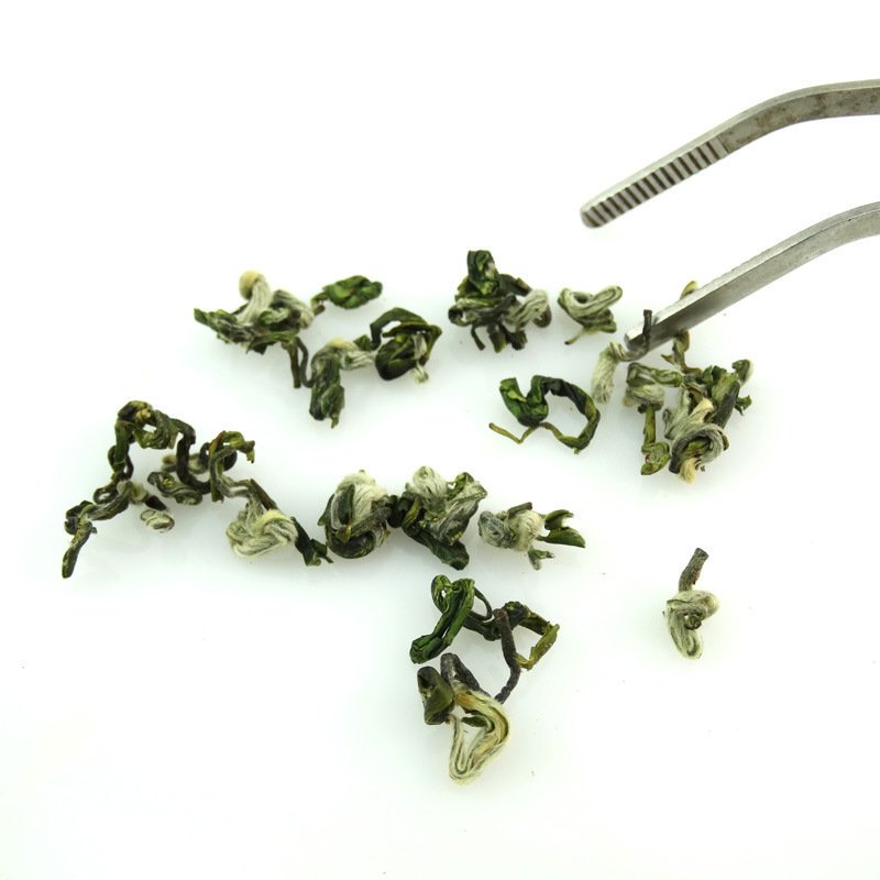luckytea_A's tweet photo. Green tea, white monkey https://t.co/1nRky4PV3x